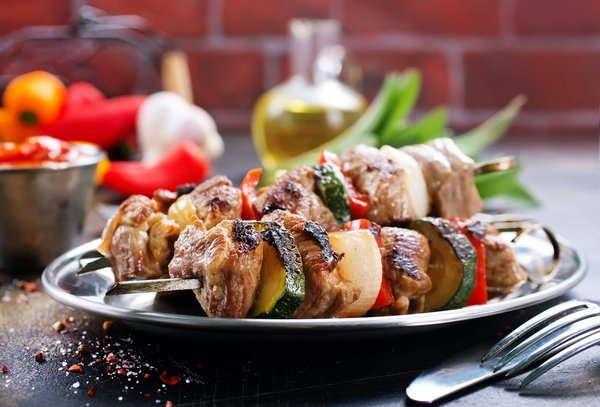 Recettes de kebabs variés pour le barbecue