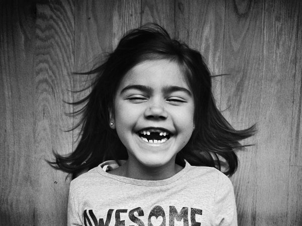 Avez-vous des solutions pour les dents manquantes ?