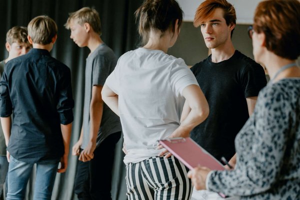 Étude comparative des super-héros Marvel et DC au cinéma